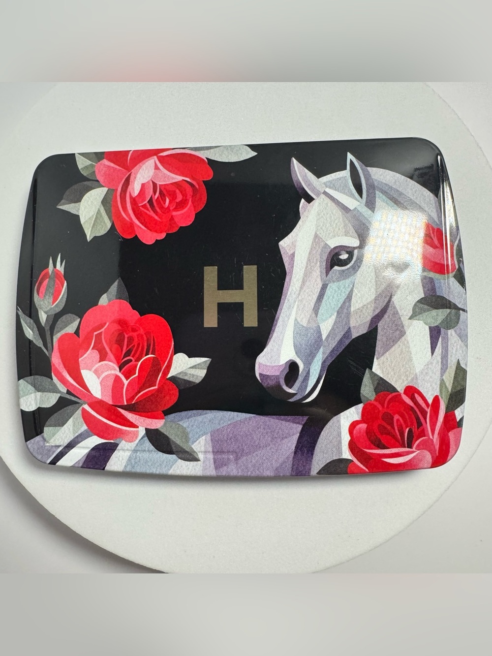 Hourglass horse palette